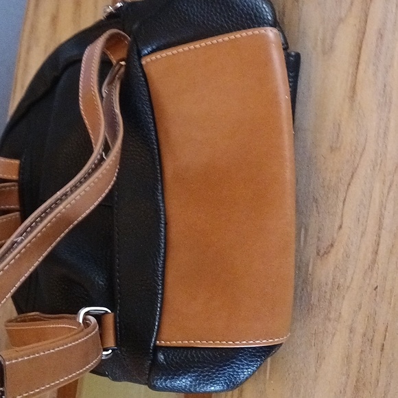 Giani Bernini Leather Backpack🖤💕 - Picture 2 of 11